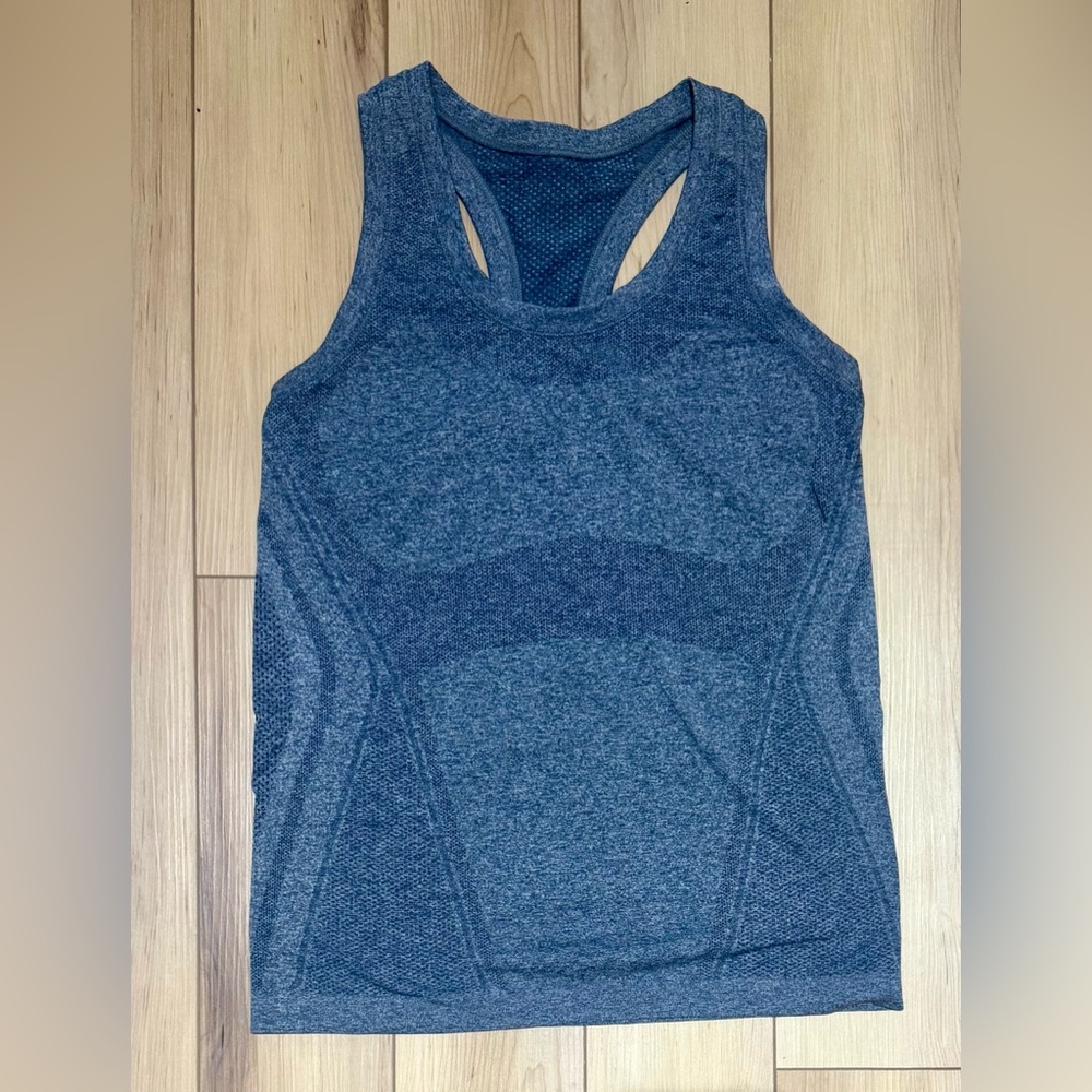 Athleta Momentum Seamless Racerback Tank Gray Size Medium